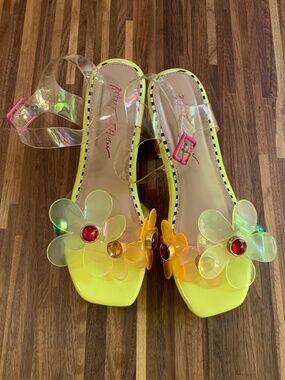 Betsey Johnson "Beckket" Platform